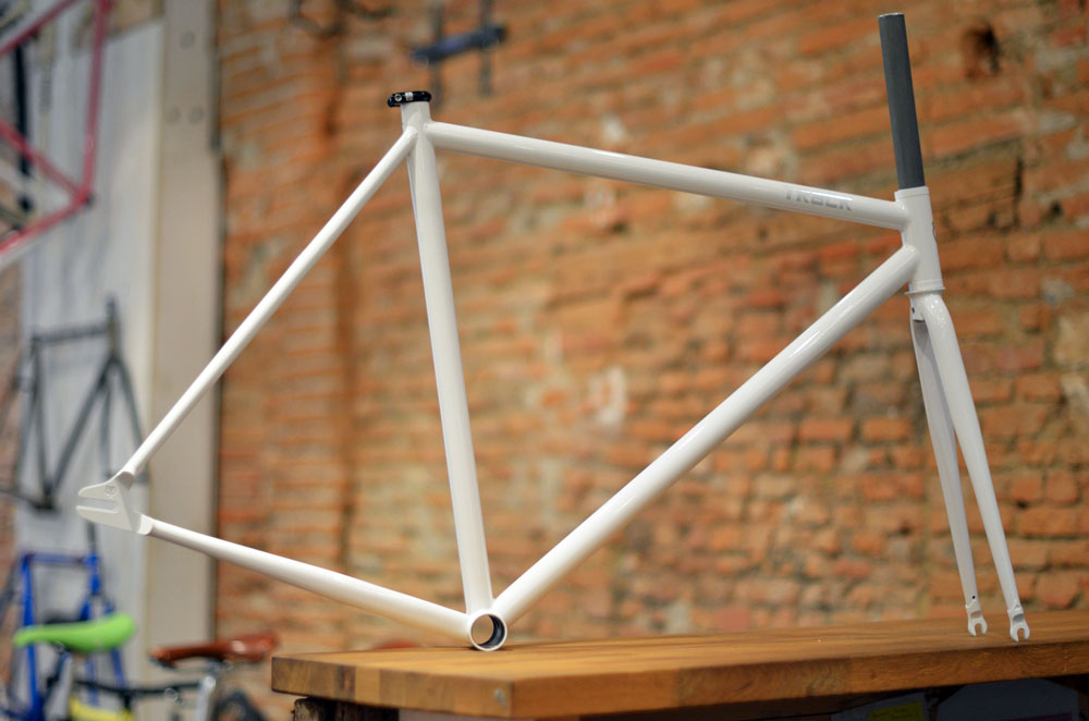 cadre-blb-track-fixie