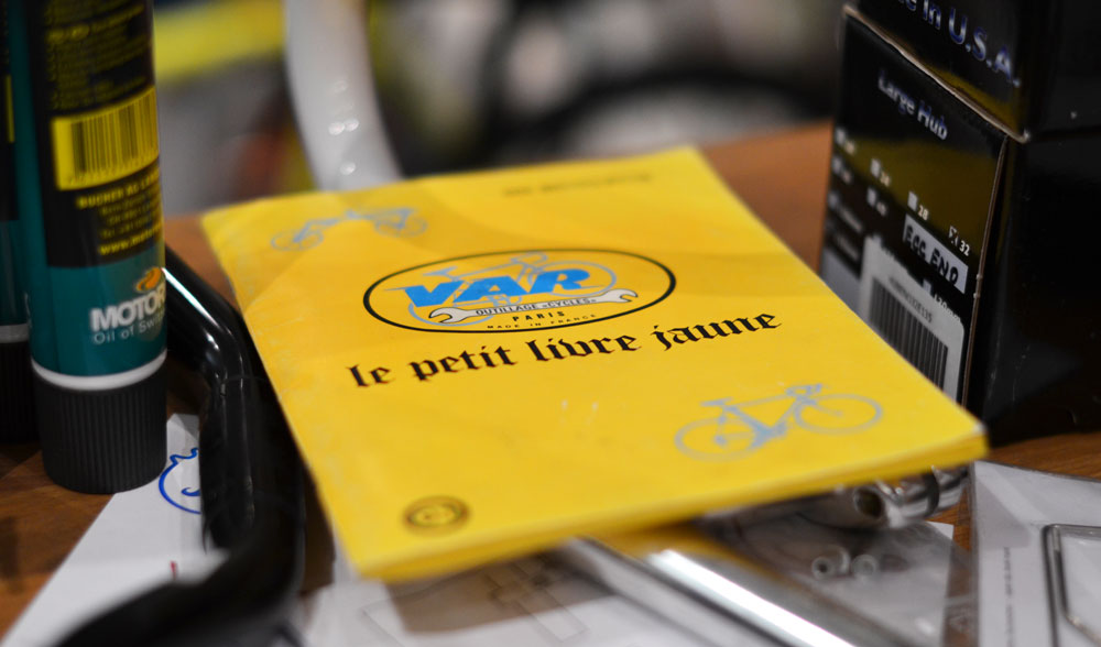 Petit Livre Jaune Var