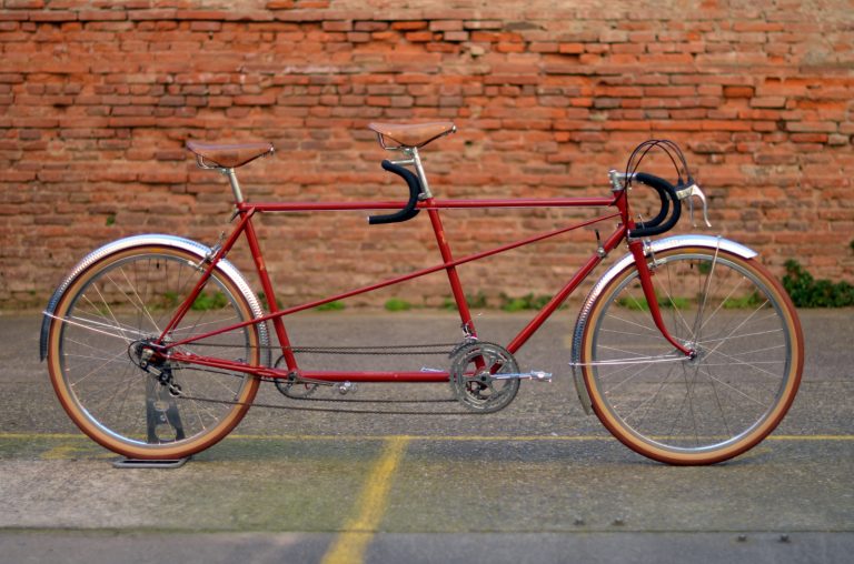 Rustinatache : tendeur vélo - Monsieur pignon madame guidon